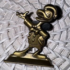 Disney Trading Pins : Donald Passholder Pin